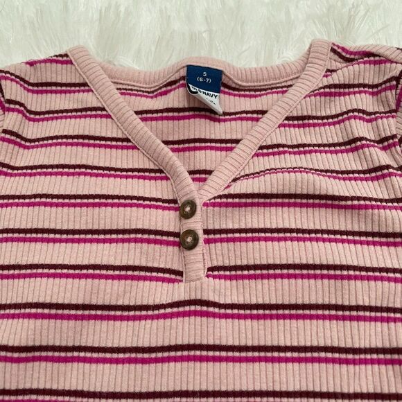 3/$10 Girls Old navy Pink Striped V-Neck Long Sleeve Top Small - Picture 7 of 10
